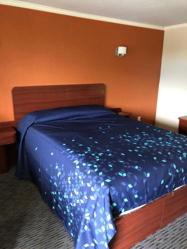 hotels with suites in Rhode Island