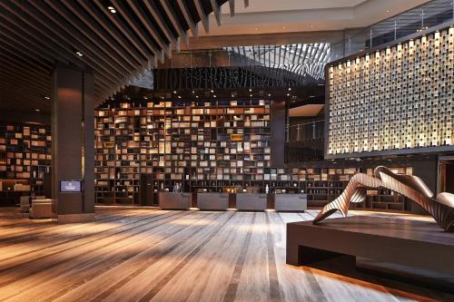 Renaissance Beijing Wangfujing Hotel - Best Business Hotels in Beijing