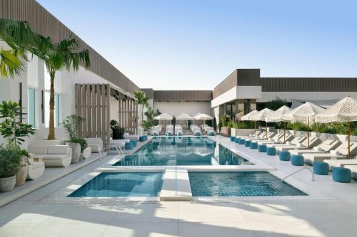 Sheraton Grand Hotel, Dubai - Best Fitness Hotels in Dubai