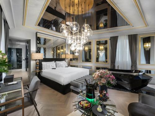The Plein Hotel - Small Luxury Hotels of the World - Best Hotels in Milan