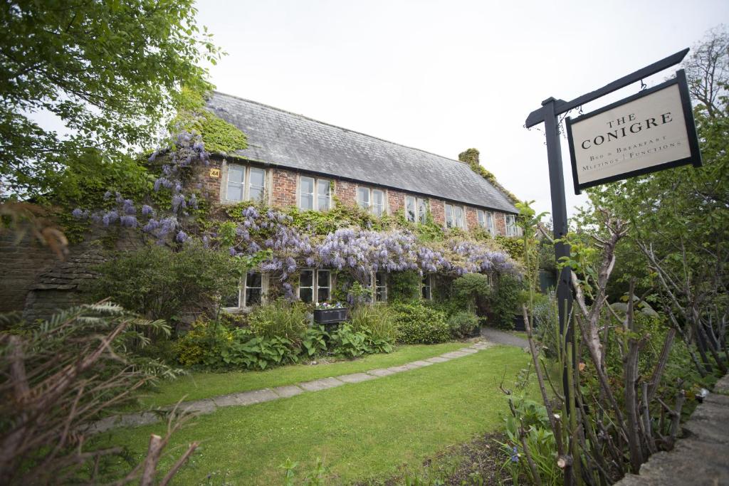 The Conigre - Best Hotels in Wiltshire