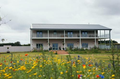Nest Farmhouse - Best Hotels in Norfolk