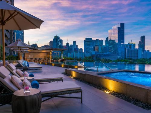 Discovery Primea - Best Hotels in Manila
