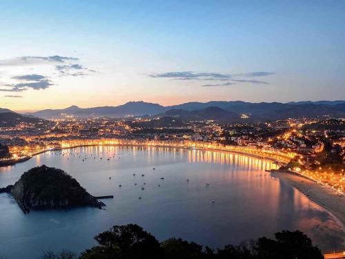 Mercure Monte Igueldo - Best Pool Hotels in San Sebastian