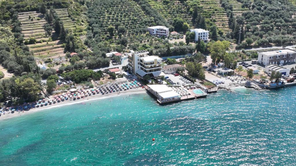 Paradise Beach Hotel - Best Pet-Friendly Hotels in Albania