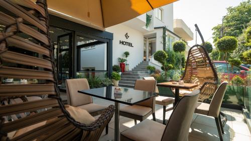 F&M Hotel 2