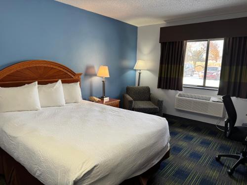South Ridge Inn