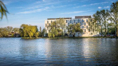 Best Western Plus Lakeside Hotel - Best Parking Hotels in Hungary