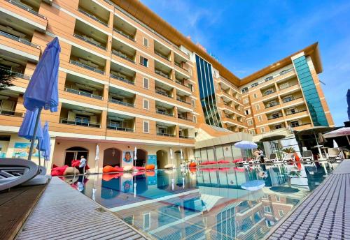AMH Hotel Durres - Best Pet-Friendly Hotels in Albania