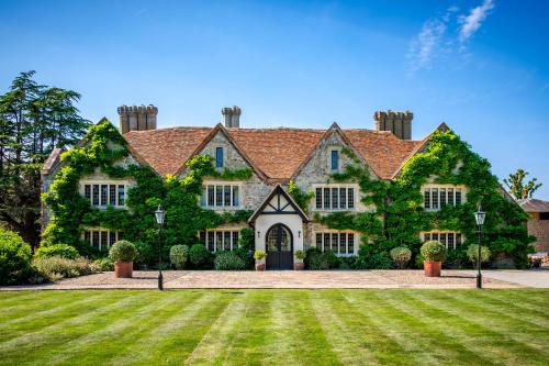 Boys Hall - Best Hotels in Kent