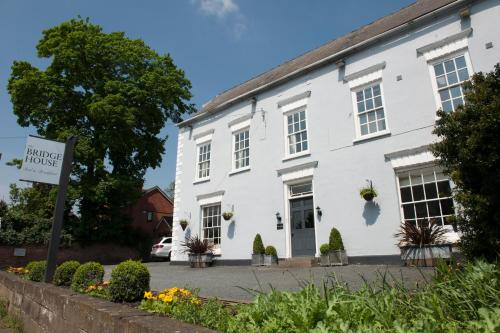 The Bridge House - Best Hotels in Herefordshire