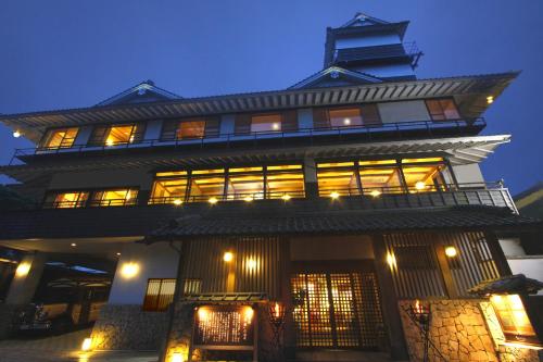 Hakone Kamon - Best Parking Hotels in Japan