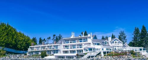 Sooke Harbour House - Best Parking Hotels in Victoria & Vancouver Island
