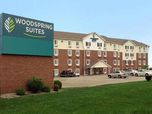 hotels with suites in Louisville