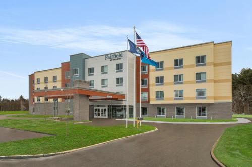 Fairfield by Marriott Inn & Suites Traverse City - Best Hotels with Free Breakfast in Traverse City, MI