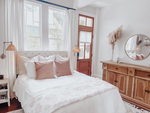 Guesthouse on Girod - Best Hotels in Mandeville
