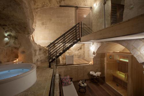 L'Hotel In Pietra - Best Hotels in Matera
