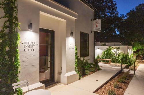 Whitetail Court Hotel - Best Hotels in Fredericksburg, TX