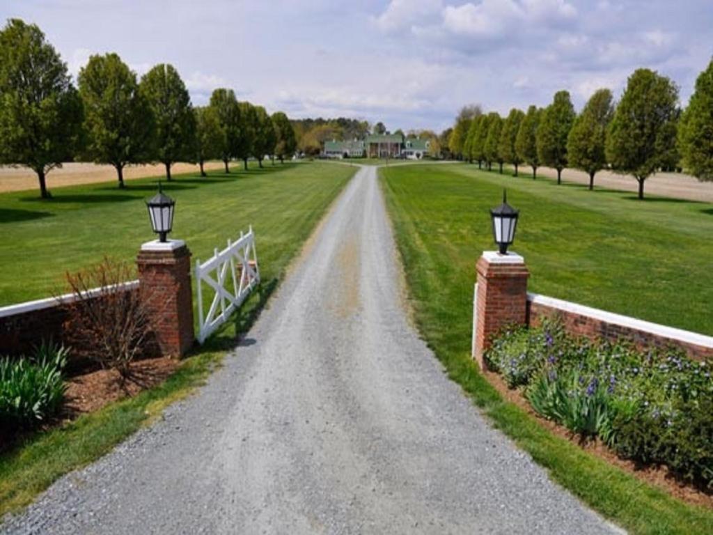 Inn at Huntingfield Creek - Best Hotels in Maryland