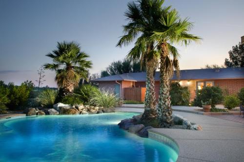 Cactus Cove Bed and Breakfast Inn - Best Hotels in Tucson
