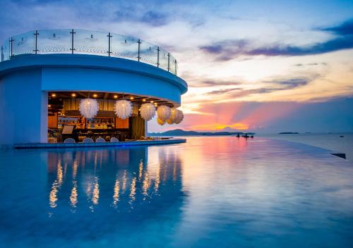 Royal Cliff Beach Terrace Pattaya - Best Fitness Hotels in Thailand