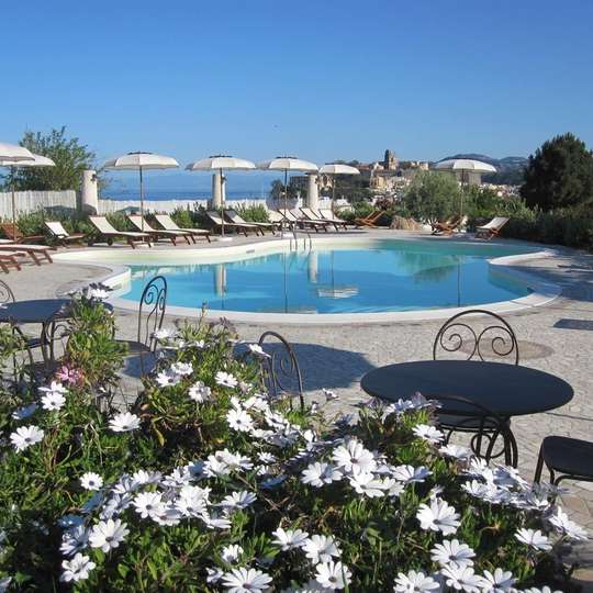 Hotel Bougainville