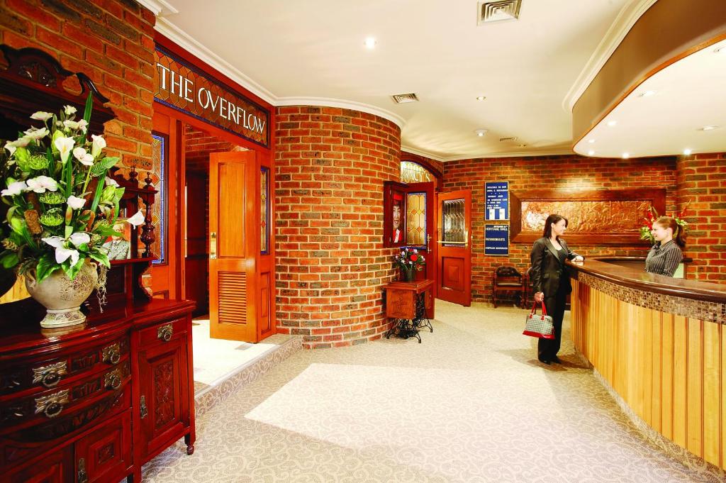 Hotel Bruce County - Best Parking Hotels in Melbourne