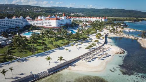 Bahia Principe Luxury Runaway Bay - Adults Only All Inclusive - Best Hotels with Free Breakfast in Jamaica