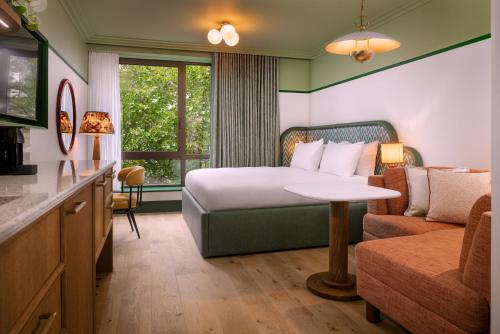 The July - London Victoria - London Spa Hotels