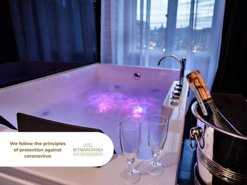 Hotel Betmanowska Main Square Residence Adults Only - Best Hotels with Free Breakfast in Krakow