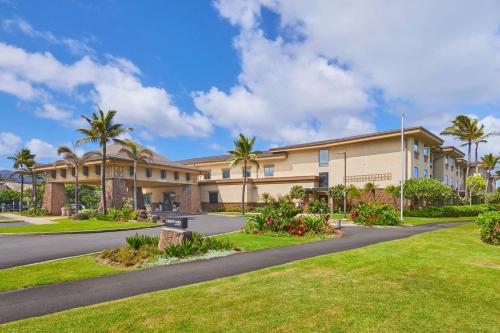 Courtyard by Marriott Oahu North Shore - Best Pool Hotels in Honolulu - Oahu, HI