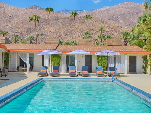 Little Paradise Hotel