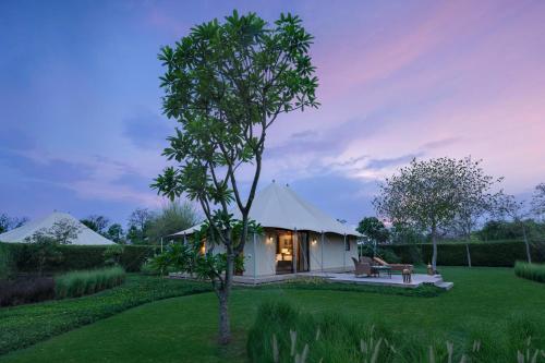 The Oberoi Vindhyavilas Wildlife Resort, Bandhavgarh - Best Hotels in Madhya Pradesh