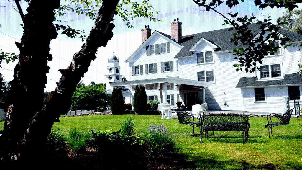 The Lyme Inn - Best Hotels in New Hampshire