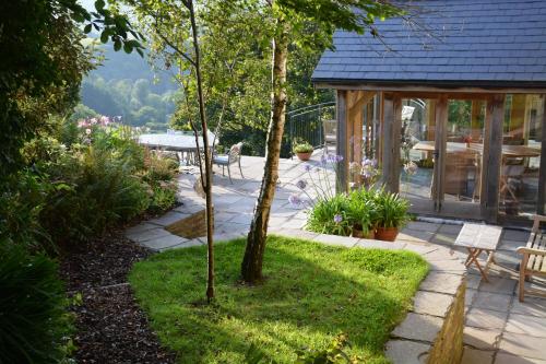Kerswell Farmhouse - Best Hotels in Devon