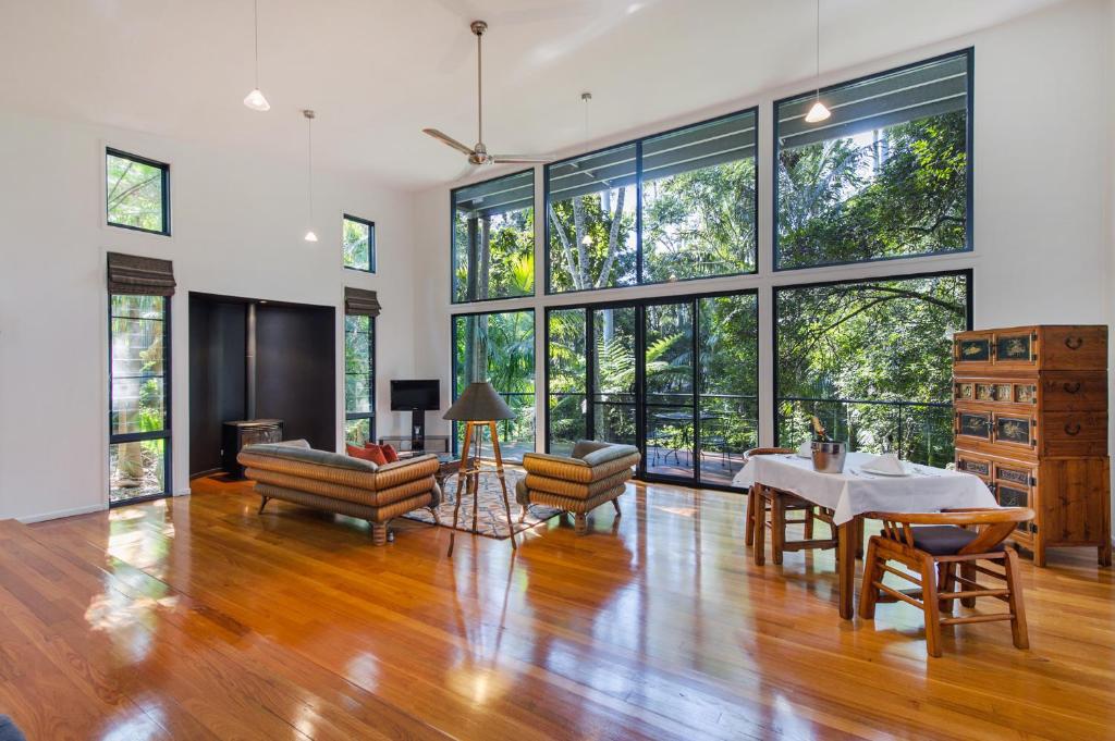 Pethers Rainforest Retreat - Best Hotels in Queensland
