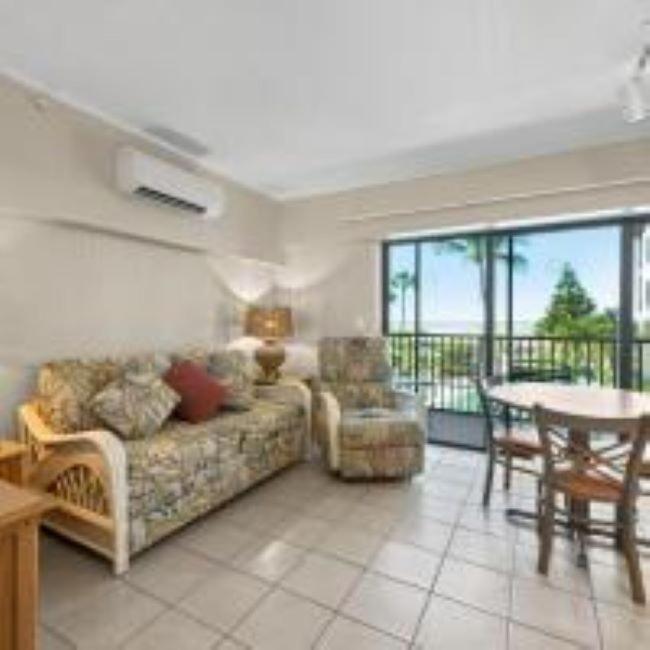 Caribbean Beach Club - Best Parking Hotels in Fort Myers, FL