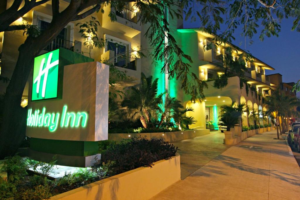 Holiday Inn Huatulco by IHG - Best Pet-Friendly Hotels in Huatulco