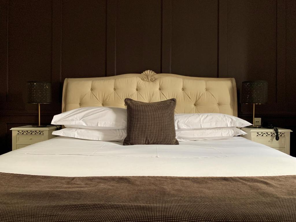 The Bell Inn Hotel - Best Hotels in Essex