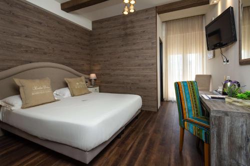Best Western Maison B Hotel - Best Parking Hotels in Rimini