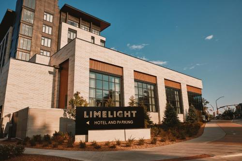 Limelight Boulder - Best Pet-Friendly Hotels in Boulder, CO