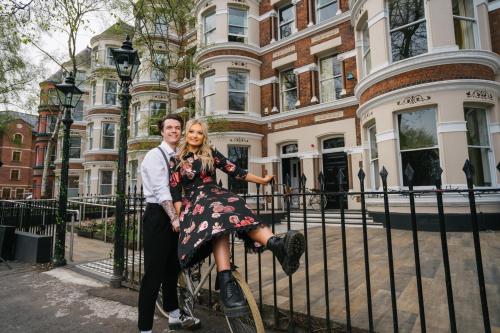 Rooms & Apartments Malone Road - Best Pet-Friendly Hotels in Northern Ireland