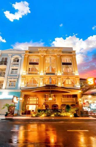 Saigon Garden Hotel - Best Pool Hotels in Ho Chi Minh City