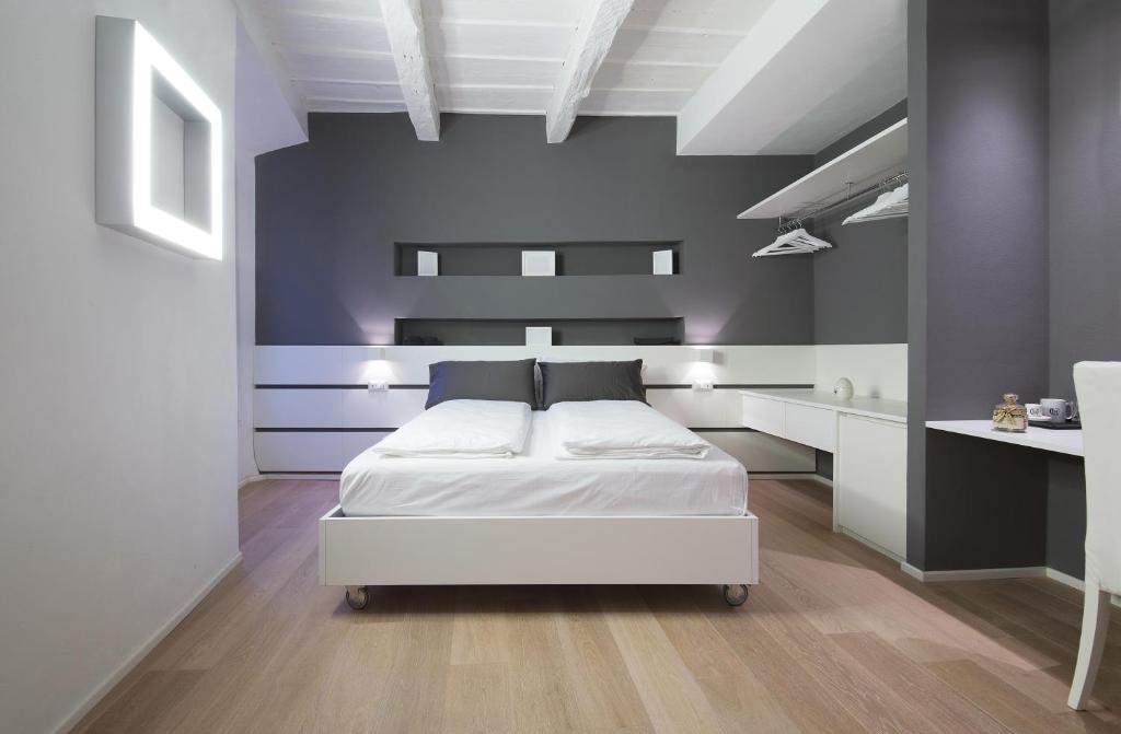 Como Luxury Rooms - Best Hotels in Como
