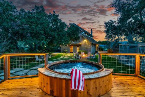 Ballard Canyon Ranch by Paradise Retreats - Best Eco Hotels in California