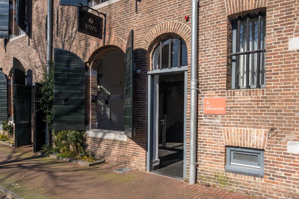 YAYS Amsterdam Salthouse Canal by Numa - Best Hotels in Amsterdam