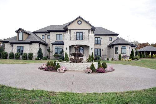 Lovely Bed and Breakfast Accommodation Outside of Hopkinsville, Kentucky - Best Hotels in Kentucky