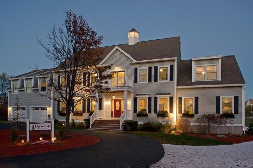 The Beacon Waterfront Inn - Best Hotels in Massachusetts