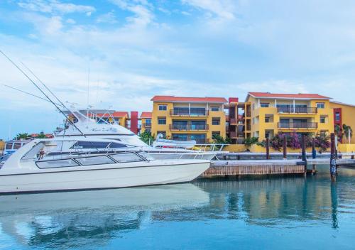 Palapa Beach Resort Curacao - Best Pool Hotels in Curacao