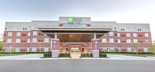 Holiday Inn Express & Suites Plymouth - Ann Arbor Area by IHG - Best Business Hotels in Plymouth, MA